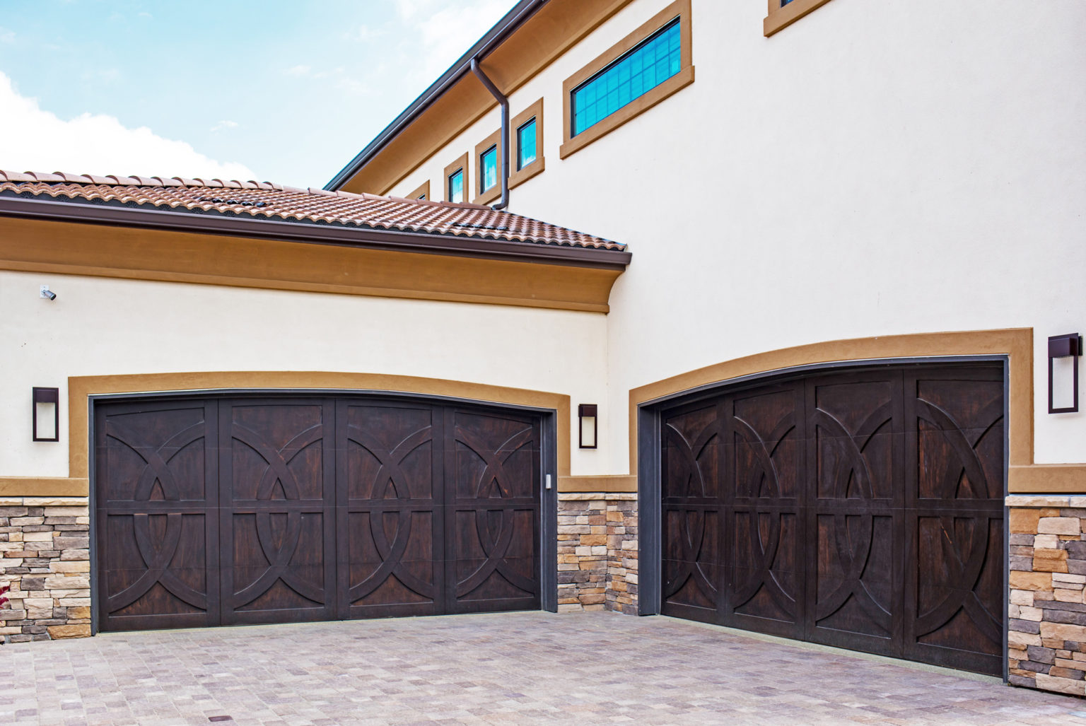 5 Benefits to a New Garage Door Adams Door